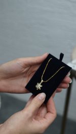 Kar Tanesi Kolye Gold - Görsel 3