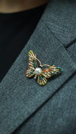 İnci Kelebeği Broş