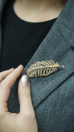 Işıltılı Yaprak Broş - Görsel 2