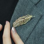 Işıltılı Yaprak Broş