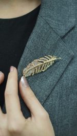 Işıltılı Yaprak Broş